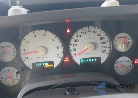 2003 Dodge Ram 1500 Slt/Laramie/St z USA, uszkodzony, nr VIN 1D7HA18DX3S371128